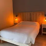 Le Marquis De La Guintre 3*